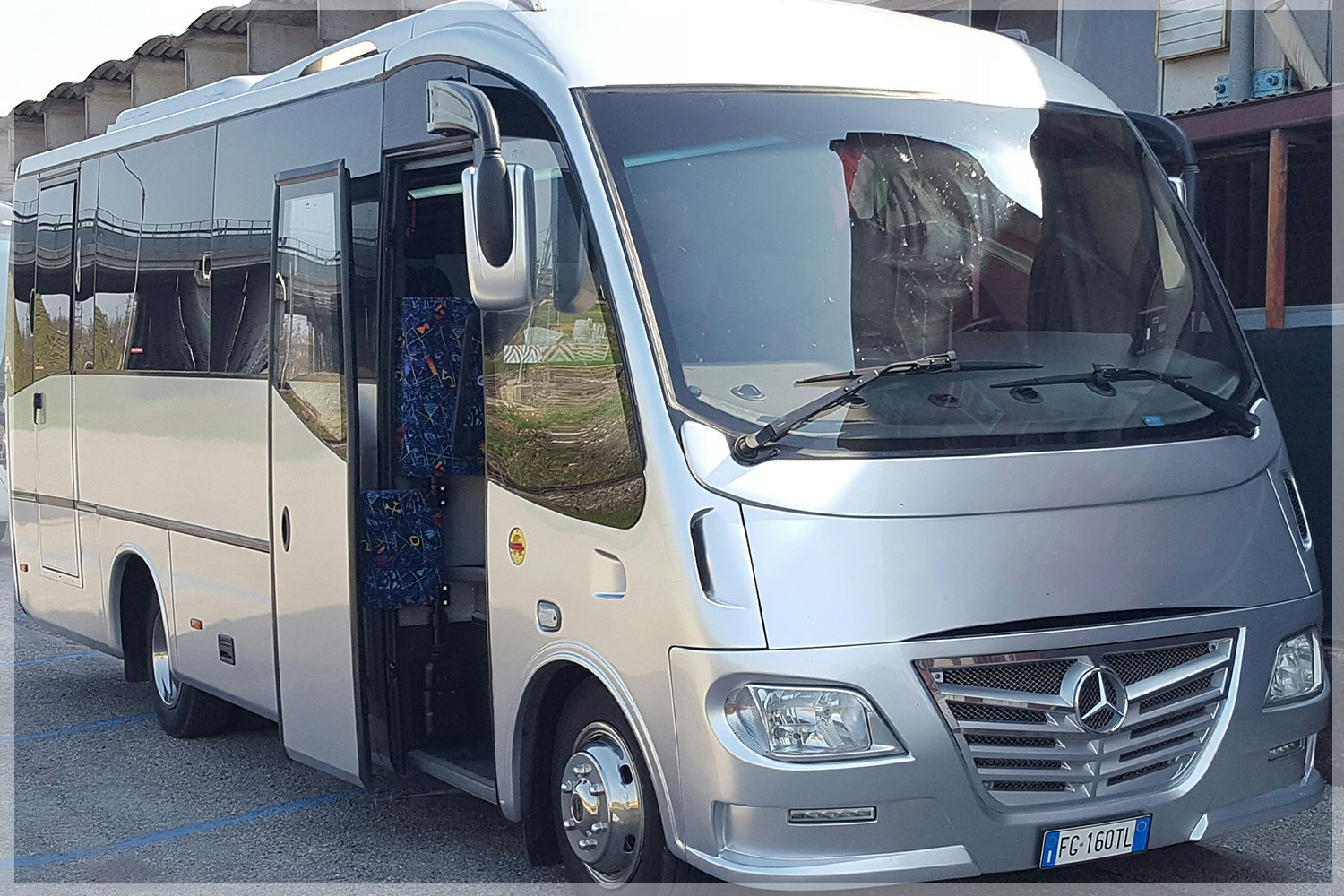 Bus with driver for trips to Italy, Tuscany tour bus rental minibus with driver