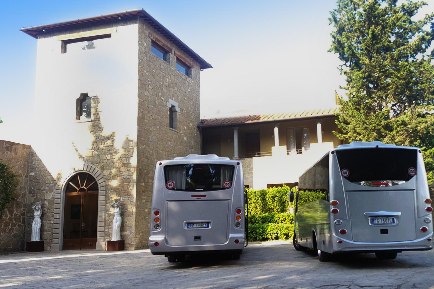 Bus and minibus rental with driver Tuscany Tour