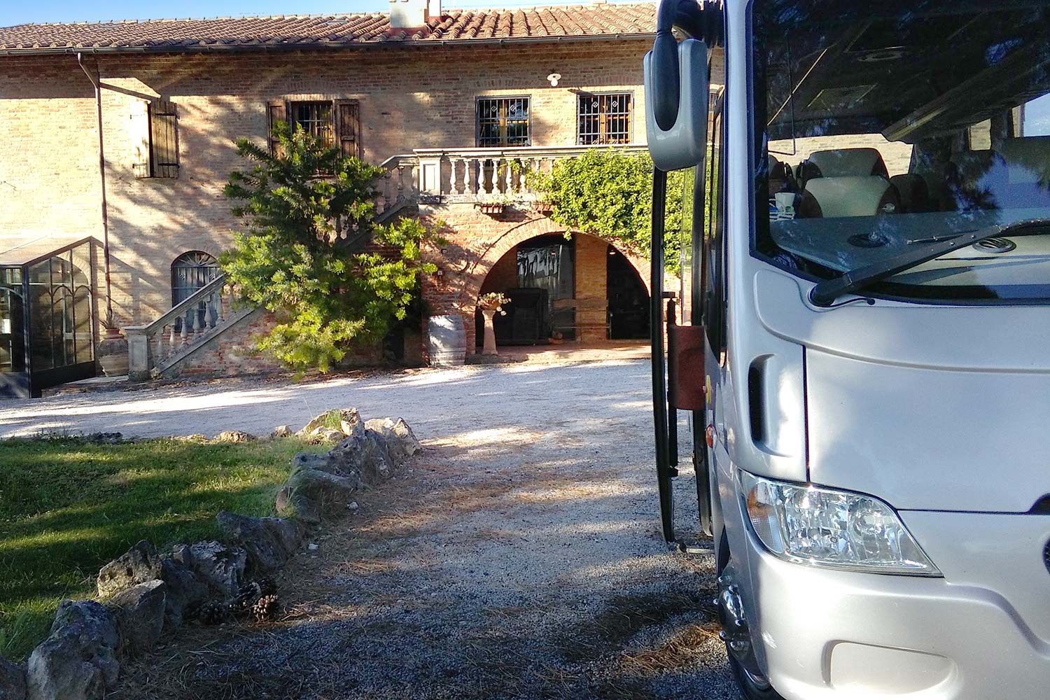 Bus and minibus rental with driver Tuscany Tour